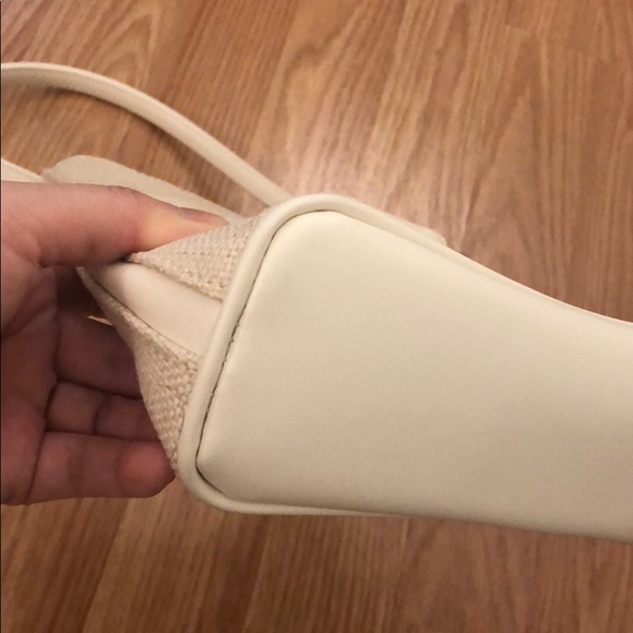 Urban Outfitters beige bag - Picture 4 of 7